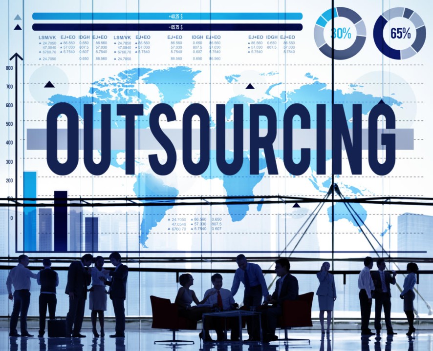 outsource-la-gi-khac-biet-quan-trong-giua-product-va-outsource